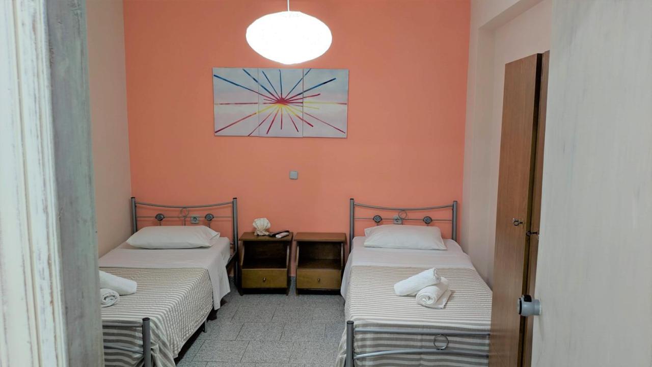 Adonis Villa كوتْسوناري المظهر الخارجي الصورة