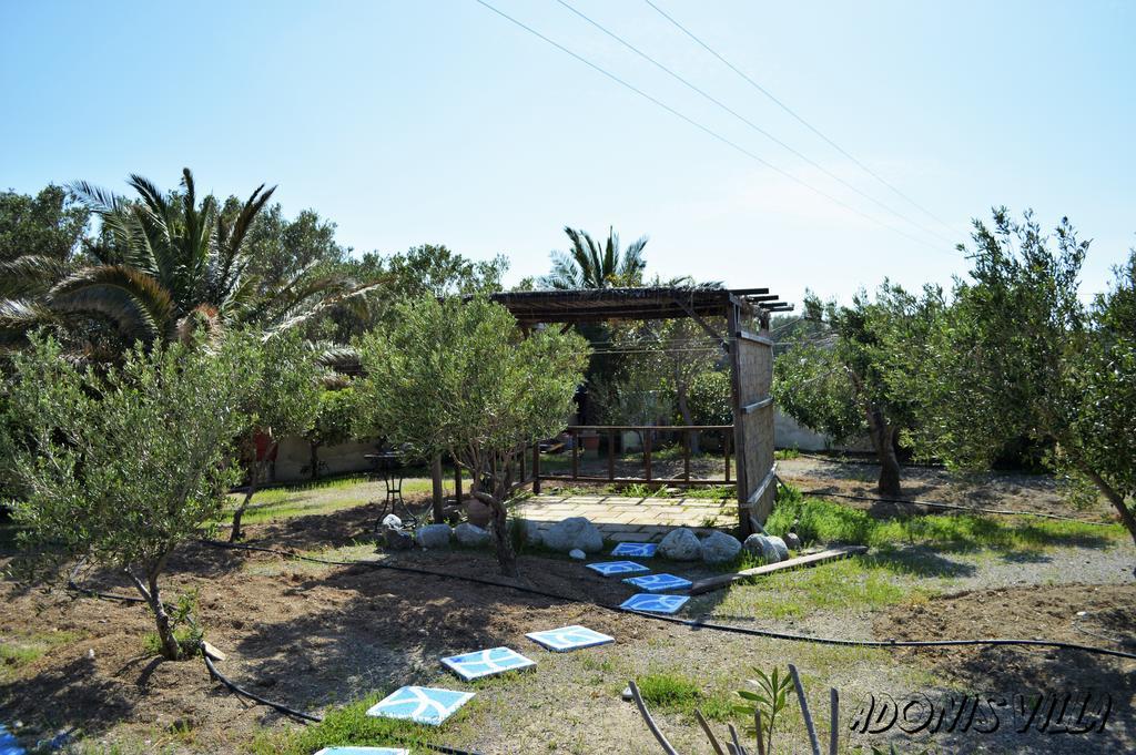 Adonis Villa كوتْسوناري المظهر الخارجي الصورة