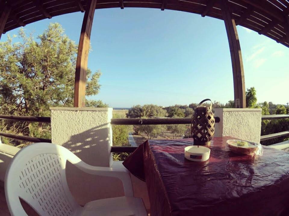 Adonis Villa كوتْسوناري المظهر الخارجي الصورة