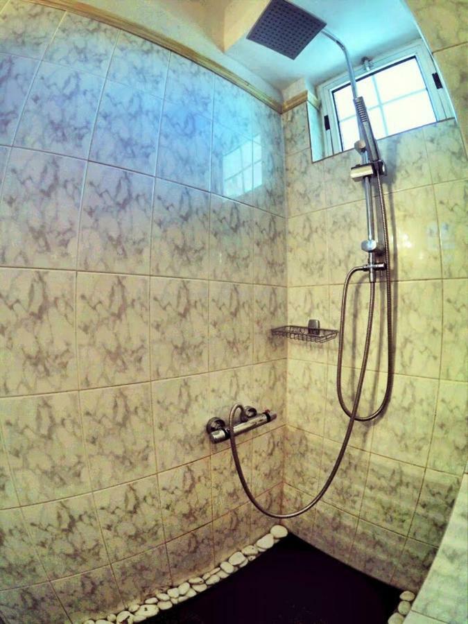 Adonis Villa كوتْسوناري المظهر الخارجي الصورة