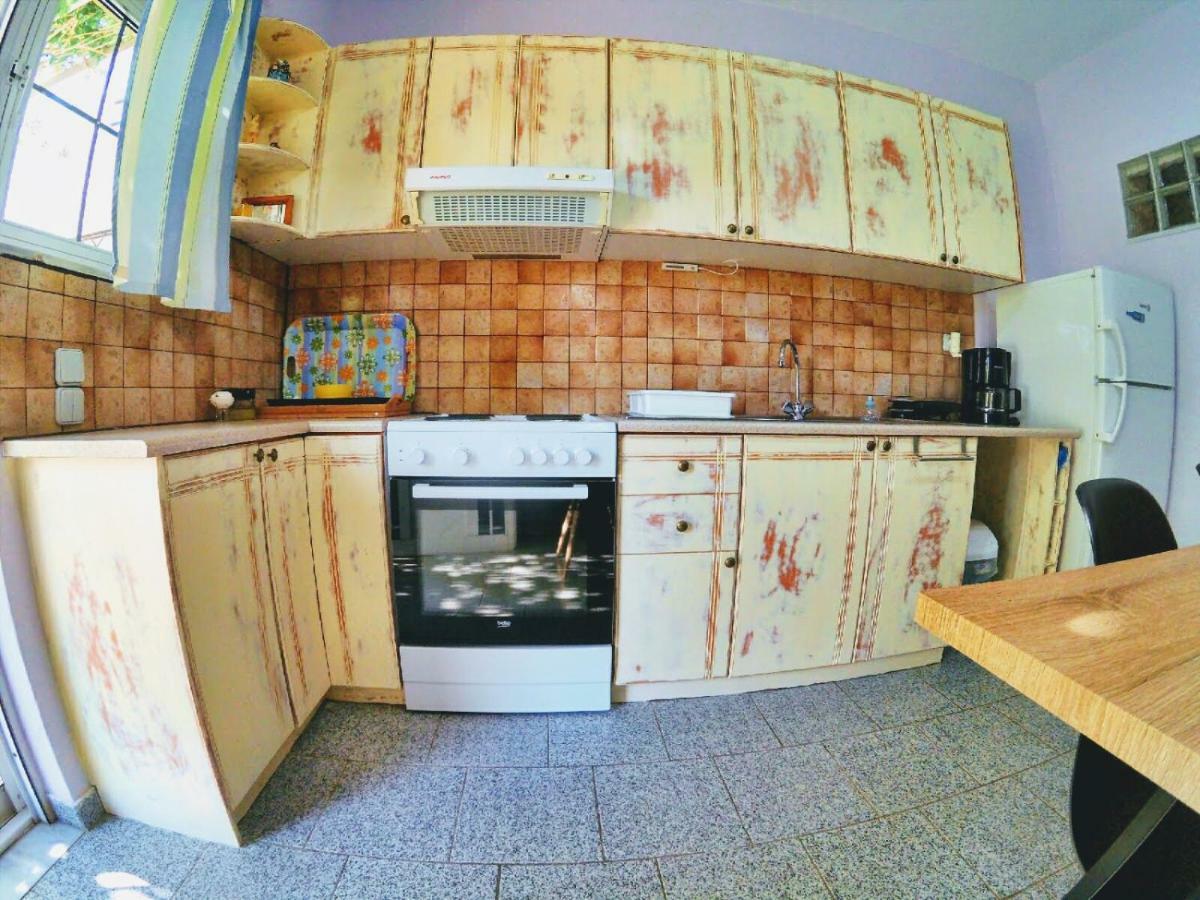 Adonis Villa كوتْسوناري المظهر الخارجي الصورة