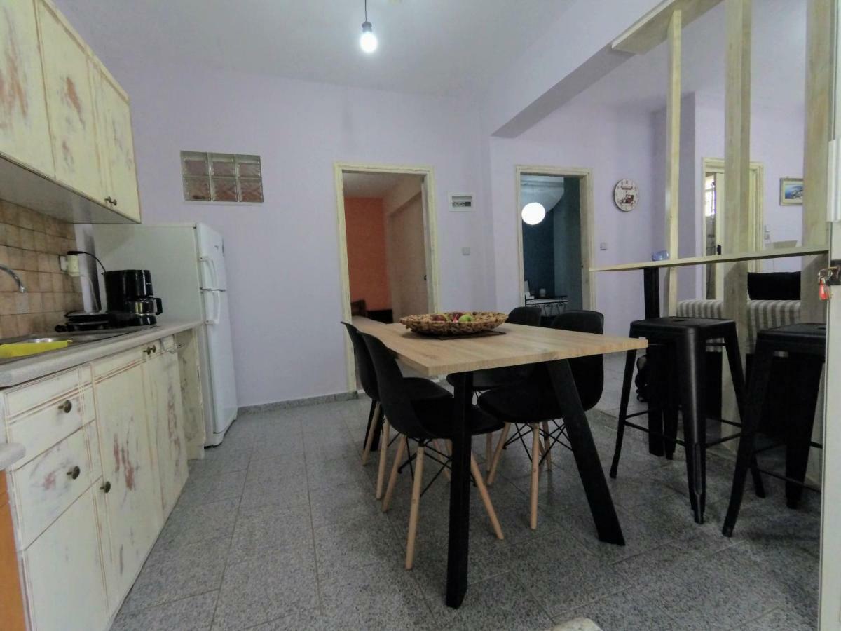 Adonis Villa كوتْسوناري المظهر الخارجي الصورة
